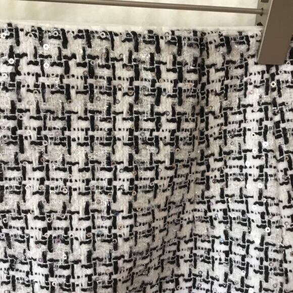 Loft Black and White Sequin Shift Skirt - Picture 2 of 14